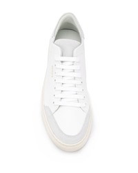 Baskets basses en cuir blanches Axel Arigato