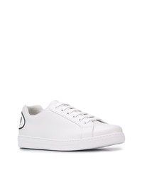 Baskets basses en cuir blanches Prada