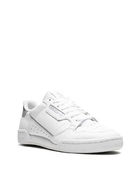 Baskets basses en cuir blanches adidas