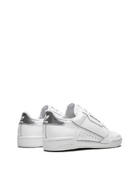 Baskets basses en cuir blanches adidas