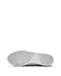 Baskets basses en cuir blanches adidas