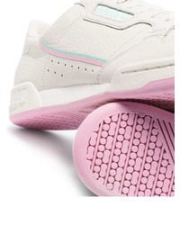 Baskets basses en cuir blanches adidas