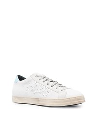 Baskets basses en cuir blanches P448