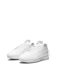 Baskets basses en cuir blanches Nike