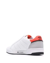 Baskets basses en cuir blanches adidas