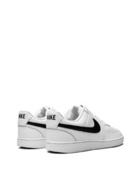 Baskets basses en cuir blanches Nike