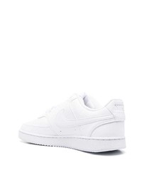 Baskets basses en cuir blanches Nike