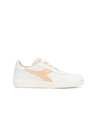 Baskets basses en cuir blanches Diadora