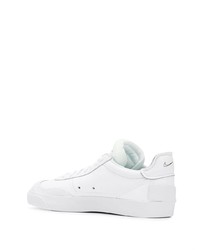 Baskets basses en cuir blanches Nike