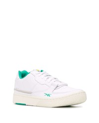 Baskets basses en cuir blanches Reebok