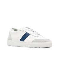 Baskets basses en cuir blanches Axel Arigato