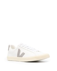 Baskets basses en cuir blanches Veja