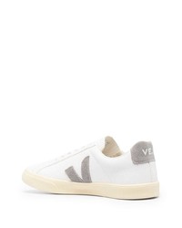 Baskets basses en cuir blanches Veja