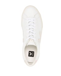 Baskets basses en cuir blanches Veja