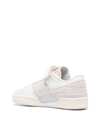 Baskets basses en cuir blanches adidas