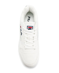 Baskets basses en cuir blanches Fila