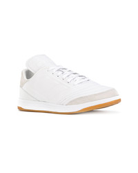 Baskets basses en cuir blanches adidas