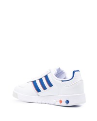 Baskets basses en cuir blanches adidas