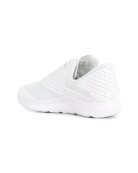 Baskets basses en cuir blanches Nike