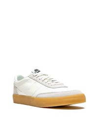 Baskets basses en cuir blanches Nike