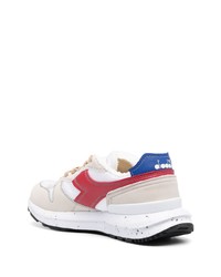 Baskets basses en cuir blanches Diadora