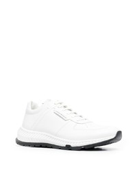 Baskets basses en cuir blanches Emporio Armani