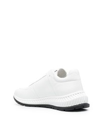 Baskets basses en cuir blanches Emporio Armani