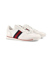 Baskets basses en cuir blanches Gucci