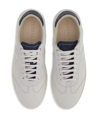 Baskets basses en cuir blanches Ferragamo