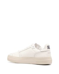 Baskets basses en cuir blanches Ami Paris