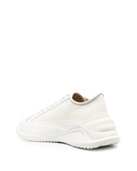 Baskets basses en cuir blanches Oamc