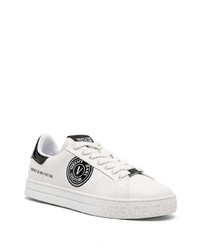 Baskets basses en cuir blanches VERSACE JEANS COUTURE