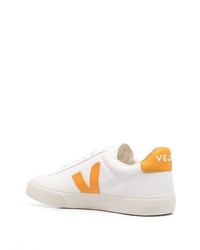 Baskets basses en cuir blanches Veja