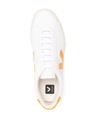 Baskets basses en cuir blanches Veja