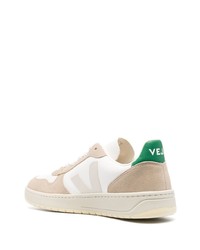 Baskets basses en cuir blanches Veja