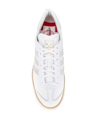 Baskets basses en cuir blanches adidas