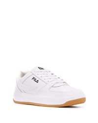 Baskets basses en cuir blanches Fila