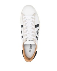 Baskets basses en cuir blanches Premiata