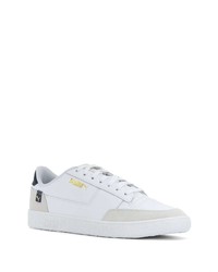 Baskets basses en cuir blanches Puma