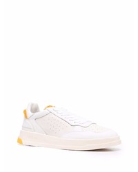 Baskets basses en cuir blanches Ghoud