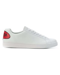 Baskets basses en cuir blanches Prada