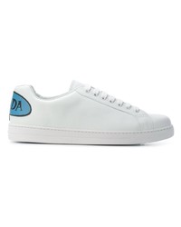 Baskets basses en cuir blanches Prada