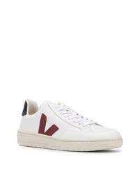 Baskets basses en cuir blanches Veja