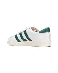 Baskets basses en cuir blanches adidas