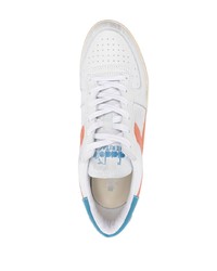 Baskets basses en cuir blanches Diadora