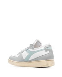 Baskets basses en cuir blanches Diadora