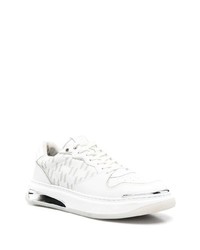 Baskets basses en cuir blanches Karl Lagerfeld