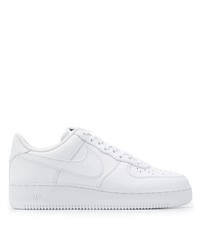 Baskets basses en cuir blanches Nike