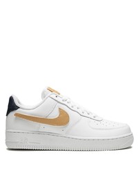 Baskets basses en cuir blanches Nike