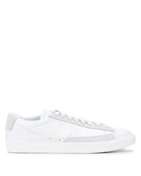 Baskets basses en cuir blanches Nike